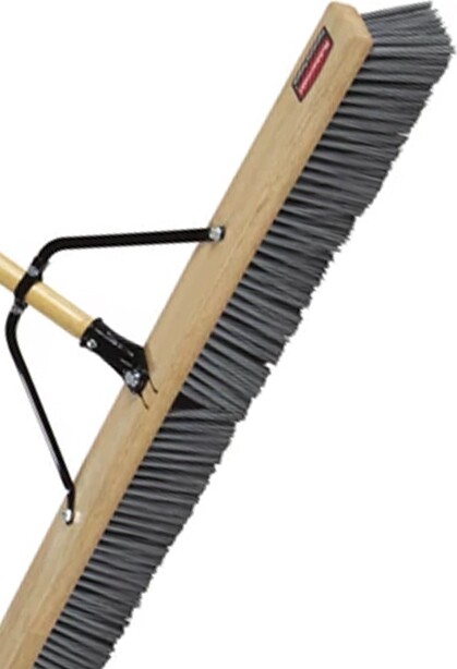 36" Assembled Push Broom Medium Handle and Brace #RB204004400