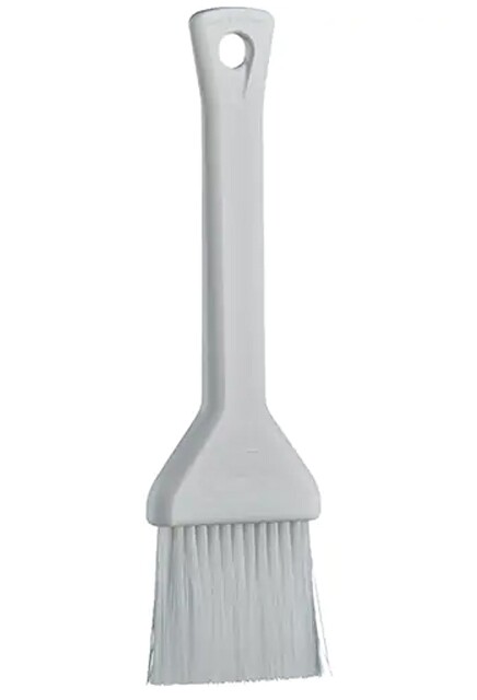 Pastry Brush with Soft Bristles, 7-3/4" #TQ0JN946000