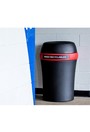 INFINITE Poubelle ronde avec couvercle 37 gal