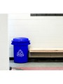 Poubelle We Recycle avec ruban de mobius simple bleue TRC, 32 gal
