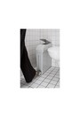 Poubelle à pédale pour serviettes sanitaires
