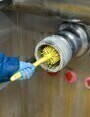 Brosse monobloc pour bouteille