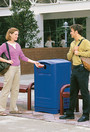 Conteneur pour le recyclage des bouteilles et des canettes Plaza