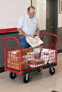 Chariot de manutention avec panneaux latéraux Rubbermaid 4486