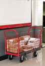 Chariot de manutention avec panneaux latéraux Rubbermaid 4486