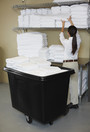 Chariot de buanderie cubique robuste 20 pieds cubes Rubbermaid 4720, Couvercle vendu séparément