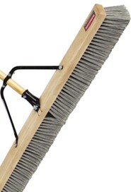 Balai brosse 36" avec manche en bois et renfort #RB204004900