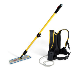 Conçu d'un système de lavage à plat Pulse, ainsi que d'un sac à dos de grande capacité, le système pour fini à plancher conçu par Rubbermaid vous aidera dans l'entretien des planchers ainsi que dans l'application de fini, en vous permettant de réduire les coûts de main-d'œuvre et d'augmenter la productivité.