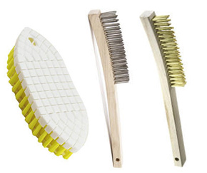 Ces brosses épousent votre main comme un gant. Choisissez la brosse ergonomique qui vous convient pour un brossage plus efficace!