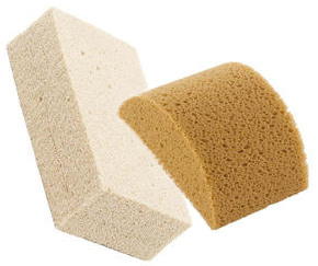 The two sponge’s categories from Atlas Graham Furgale are designed for light duty (cellulose sponges) or heavy-duty (metal sponges) works. Whether it's for everyday maintenance or foodservice cleaning, Atlas Graham Furgale have the proper sponge for your needs.